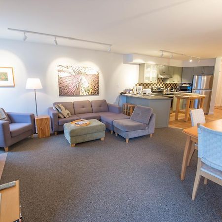 Luxury 2Br Oceanfront Condo By Onlybc 201 Tofino Buitenkant foto